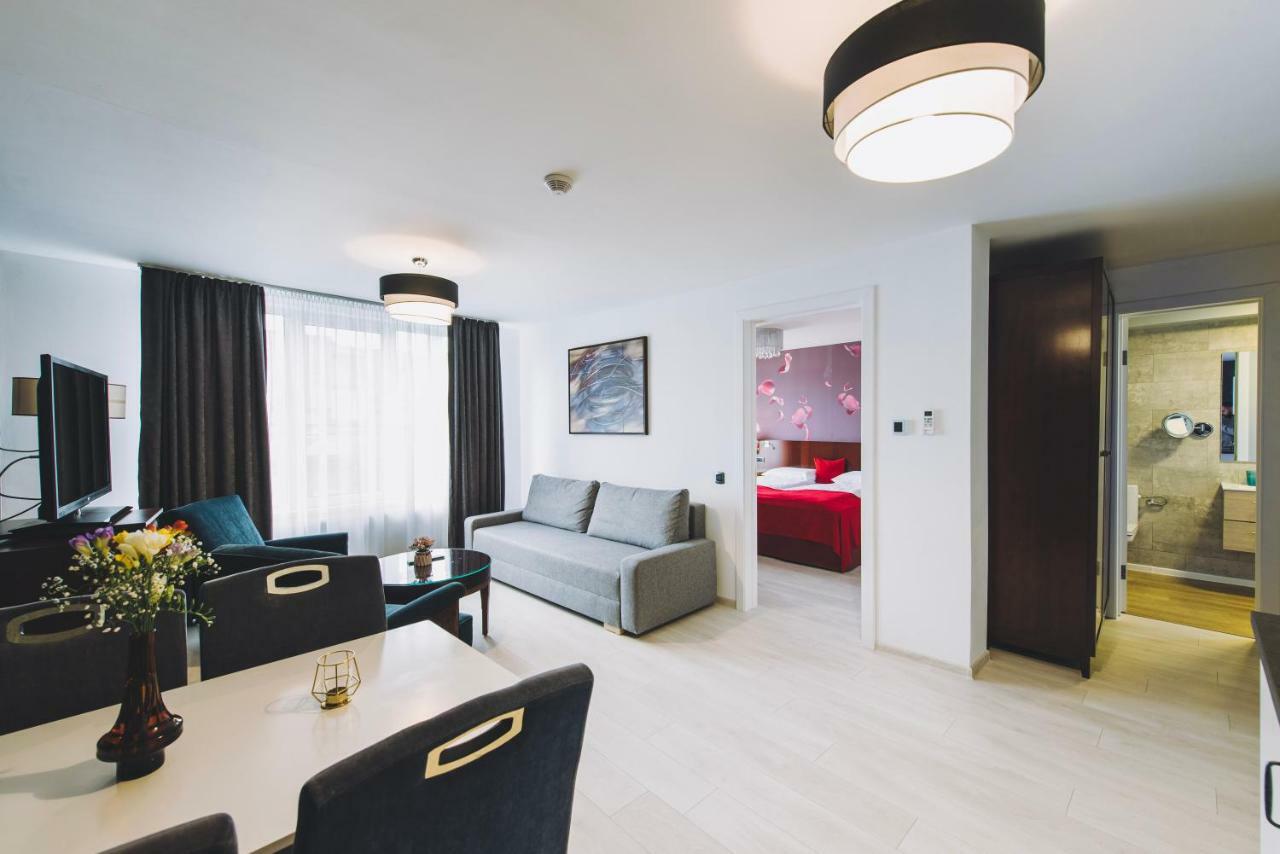 Derby Apart Hotel Alba Iulia Extérieur photo